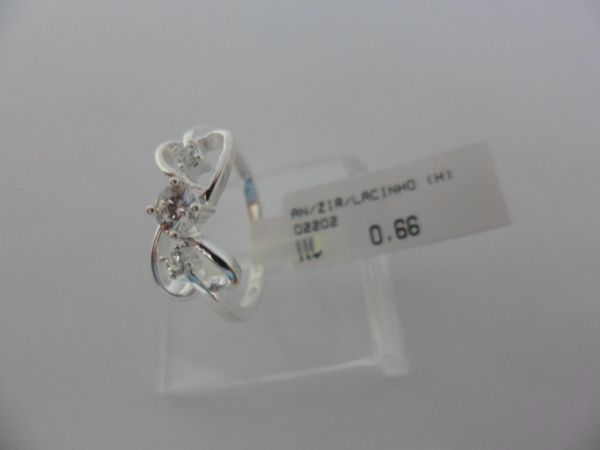 ANEL DE PRATA ZIRCÔNIA LAÇINHO CB 21290