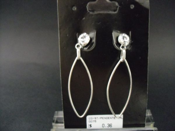 BRINCO EM PRATA PEDRAS DE STRASS PENDENTE/OVAL CB 110001