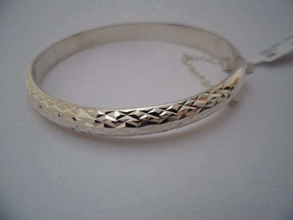 Bracelete Prata Trabalhado 6mm 2061702