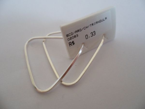 BRINCO DE PRATA ARGOLA TRIANGULAR  CB 2086620