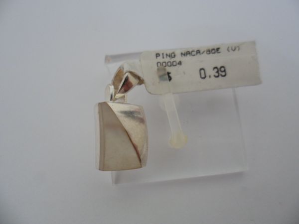 PINGENTE DE PRATA NACA QUADRADO  CB 2065618