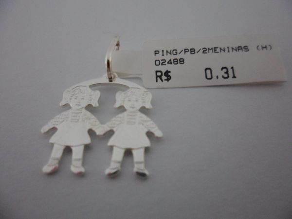 PINGENTE PRATA 2 MENINAS CB 10090