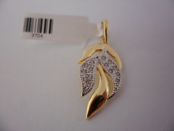 PINGENTE FOLHADO A OURO FOLHAS G CB 3704