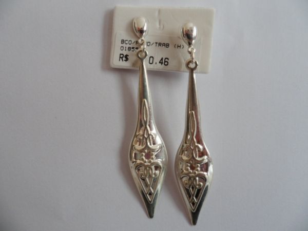 BRINCO EM PRATA PENDENDENTE TRABALHADO  CB 23722774