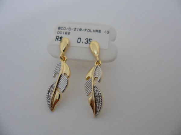 BRINCO FOLHADO A OURO ZIRCONIA FOLHAS  CB 93012