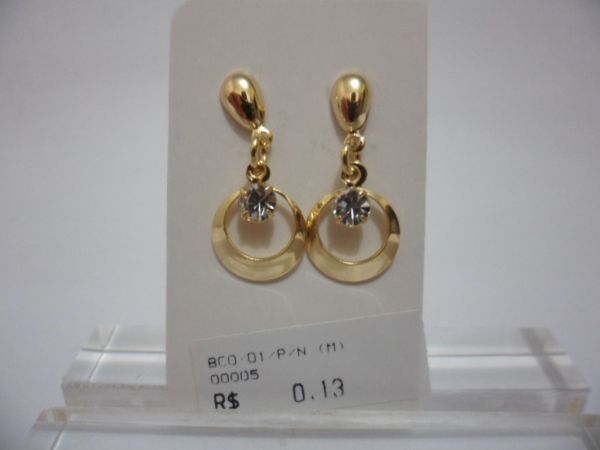 BRINCO FOLHADO A OURO D1 12 CB 2089225 ok