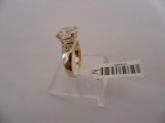 Anel folhado a ouro de zirconia redondo 2094601