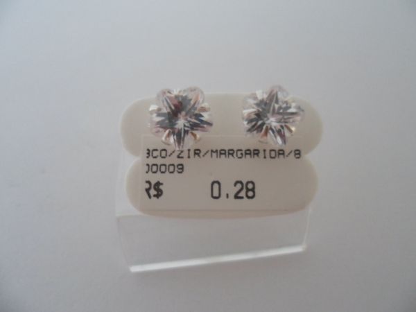 BRINCO DE PRATA COM ZIRCÔNIAS MARGARIDA/8MM  CB 14063