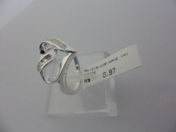 ANEL DE PRATA ZIRCÔNIA CORAÇAO NAVET CB 32890