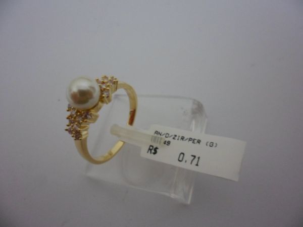 ANEL FOLHADO A OURO ZIRCONIA PEROLA  CB 700