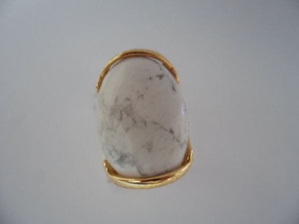ANEL FOLHADO A OURO PEDRAS MEDIAS 1100731