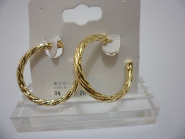 BRINCO FOLHADO A OURO D11 18  CB 2089294