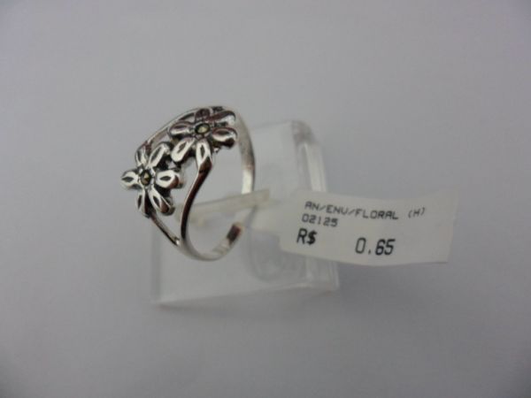 ANEL DE PRATA ENVELHECIDO FLORAL  CB 14394058